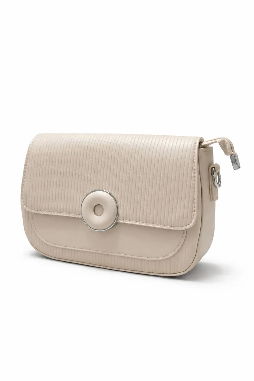 Cream Ribbed Round Clasp Clutch