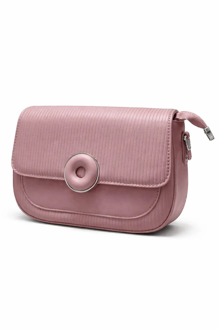 Cream Ribbed Round Clasp Clutch