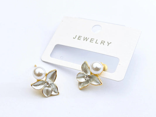 Pearl Floral Stud Earrings